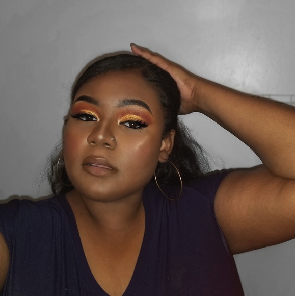 Meet your Posher, Chelsea - Picture 2 of 4